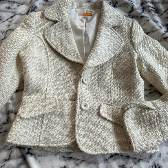 Tulle, Cream Jacket - Picture 13 of 13